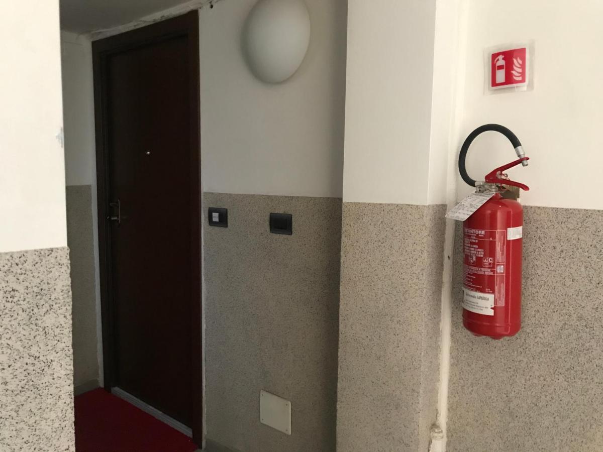 Studio 18 Apartment Milan Luaran gambar