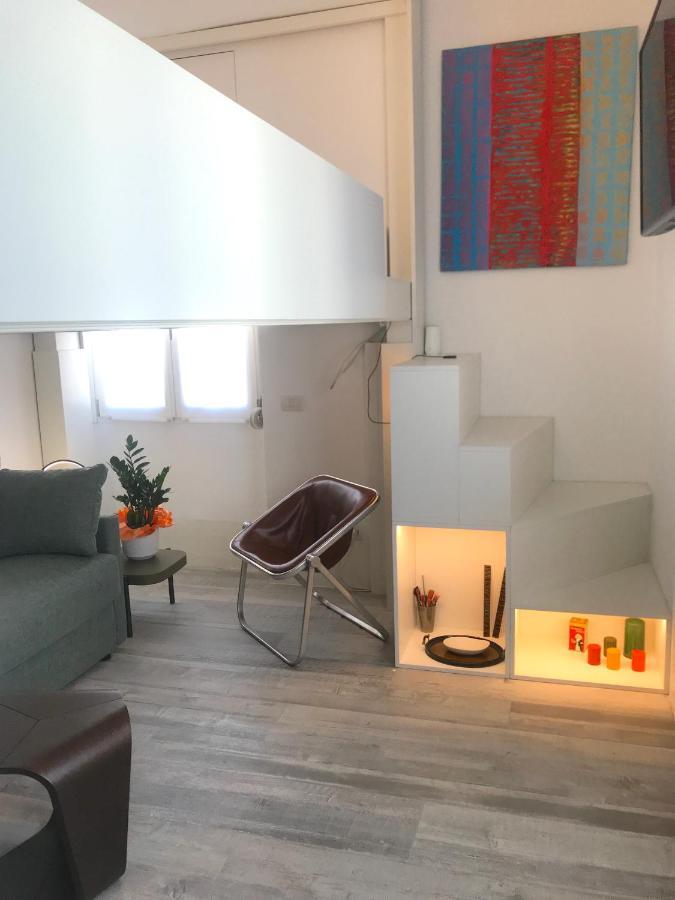 Studio 18 Apartment Milan Luaran gambar